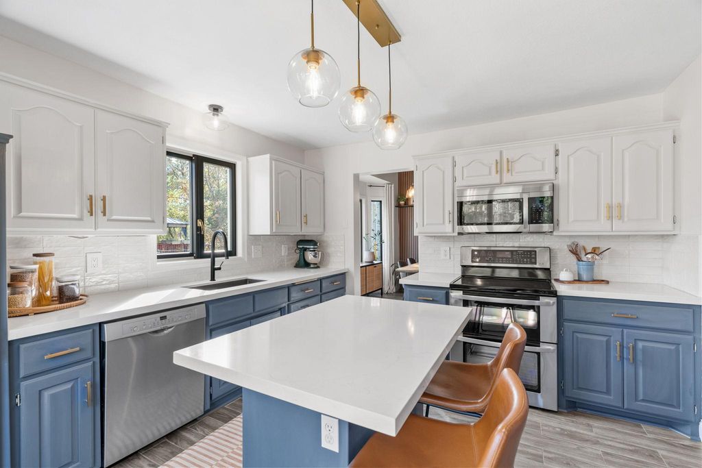 857 Oday Street S, Maplewood, MN 55119 — photo 5