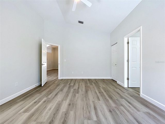 11027 STREAMSIDE DRIVE, Tampa, FL 33624