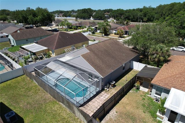 11027 STREAMSIDE DRIVE, Tampa, FL 33624