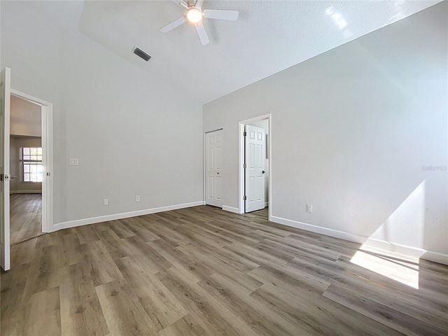 11027 STREAMSIDE DRIVE, Tampa, FL 33624