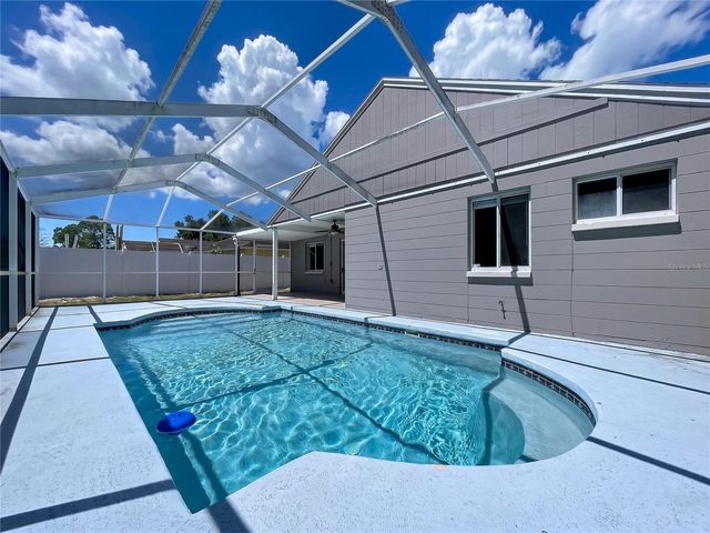 11027 STREAMSIDE DRIVE, Tampa, FL 33624