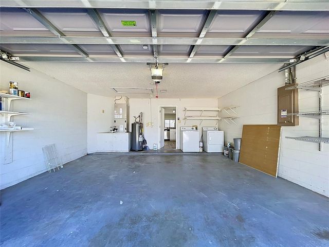 11027 STREAMSIDE DRIVE, Tampa, FL 33624