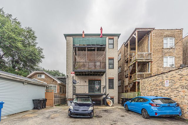 6442 N Mozart Street 1, Chicago, IL 60645