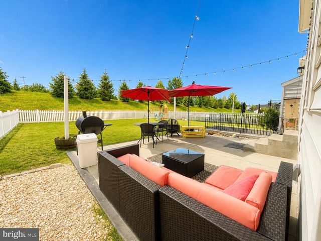 711 CANAL TOWN ST, Brunswick, MD 21716