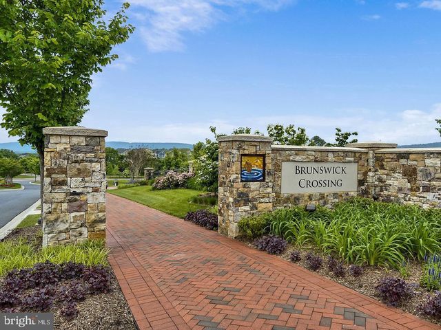 711 CANAL TOWN ST, Brunswick, MD 21716