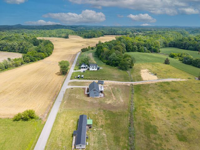 1553 Clifty Hill Road, Science Hill, KY 42553