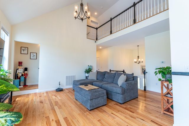 1553 Clifty Hill Road, Science Hill, KY 42553