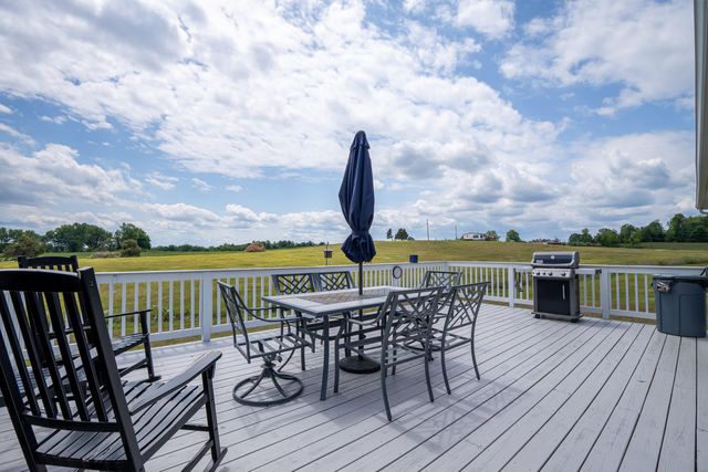 1553 Clifty Hill Road, Science Hill, KY 42553