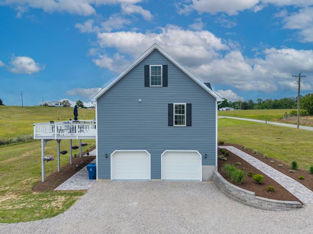 1553 Clifty Hill Road, Science Hill, KY 42553