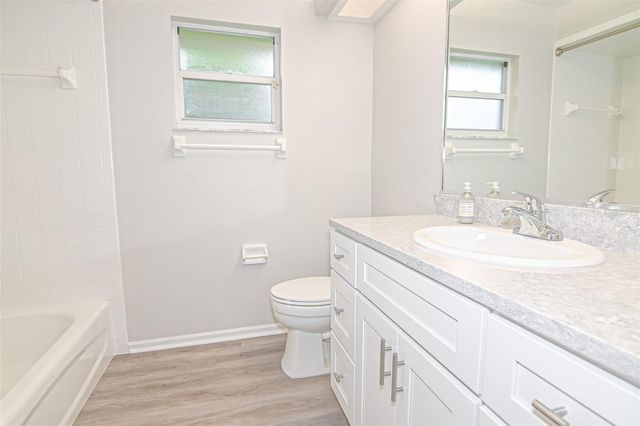 103 GLISTENING DRIVE, Auburndale, FL 33823