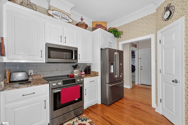 100 Crossington Way, Fountain Inn, SC 29644