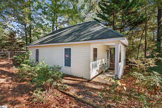 100 Crossington Way, Fountain Inn, SC 29644