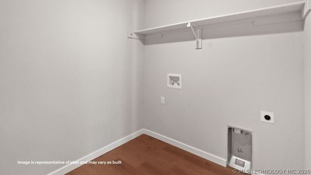 10108 E 131st Place S, Bixby, OK 74014