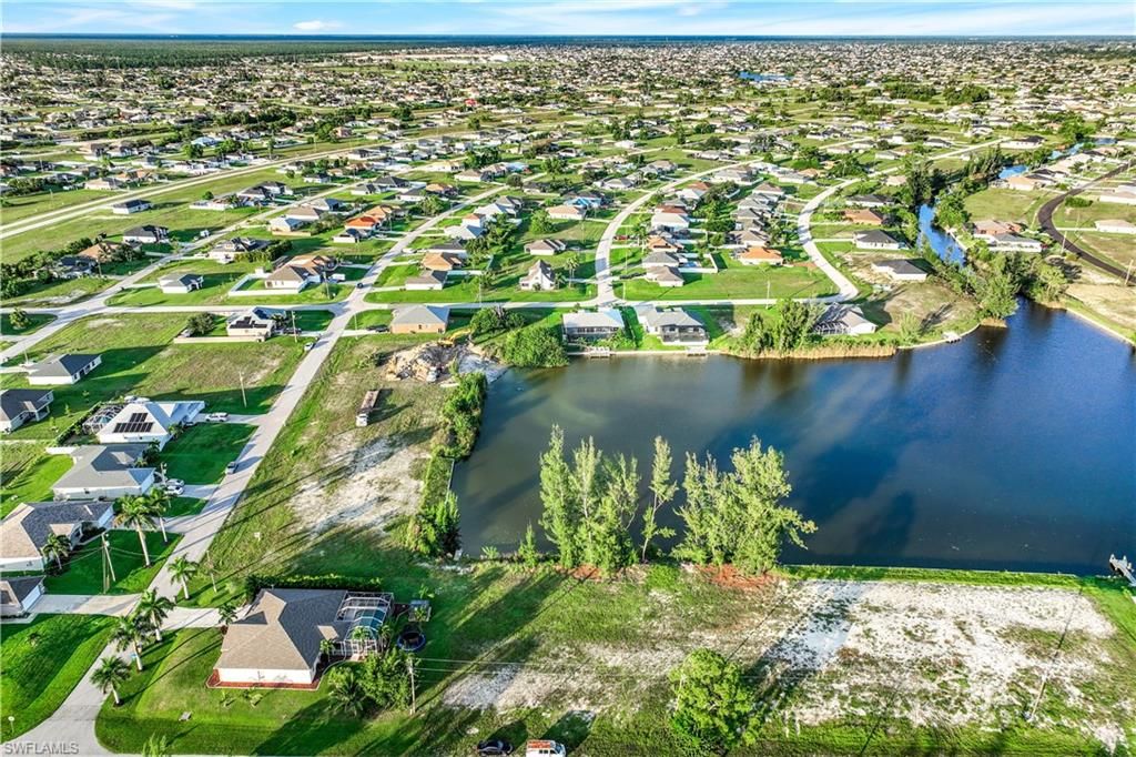 1305 NW 20th CT, CAPE CORAL, FL 33993 — photo 5