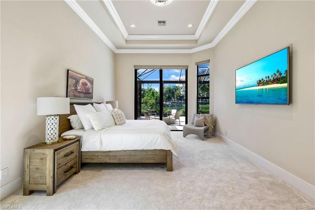 11821 Via Cassina CT, Miromar Lakes, FL 33913