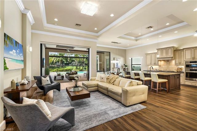 11821 Via Cassina CT, Miromar Lakes, FL 33913