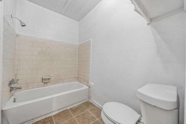 12054 Beechnut Street, Houston, TX 77072