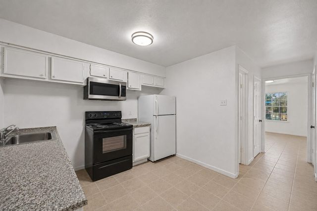 12054 Beechnut Street, Houston, TX 77072