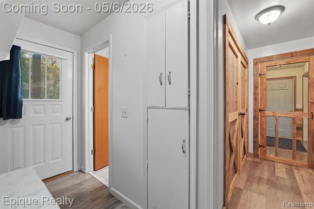 8150 Runyan Lake Road, Fenton, MI 48430