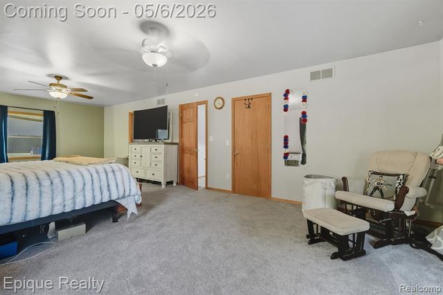 8150 Runyan Lake Road, Fenton, MI 48430
