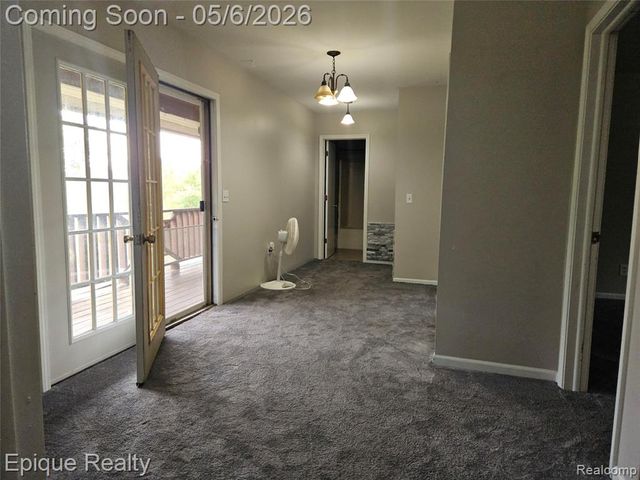 8150 Runyan Lake Road, Fenton, MI 48430