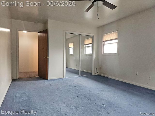 8150 Runyan Lake Road, Fenton, MI 48430