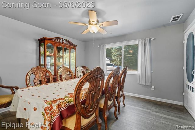 8150 Runyan Lake Road, Fenton, MI 48430