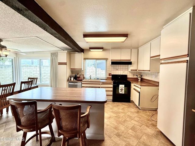 2392 Alscot Avenue, Simi Valley, CA 93063