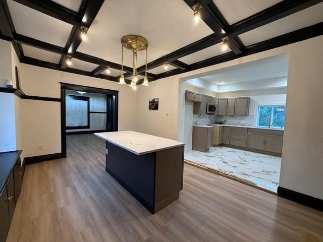 721 Cleveland Avenue, Kansas City, MO 64124
