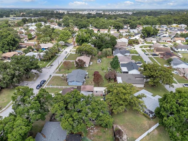 2107 HIGH POINT AVE SW, Winter Haven, FL 33880