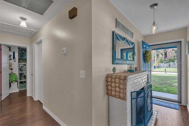 2107 HIGH POINT AVE SW, Winter Haven, FL 33880