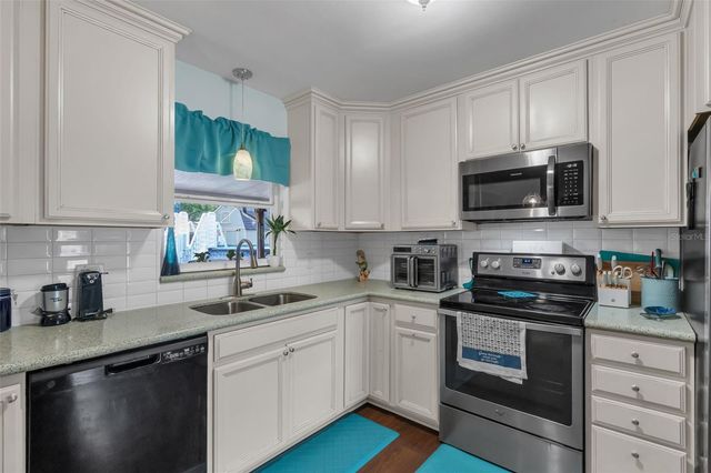 2107 HIGH POINT AVE SW, Winter Haven, FL 33880