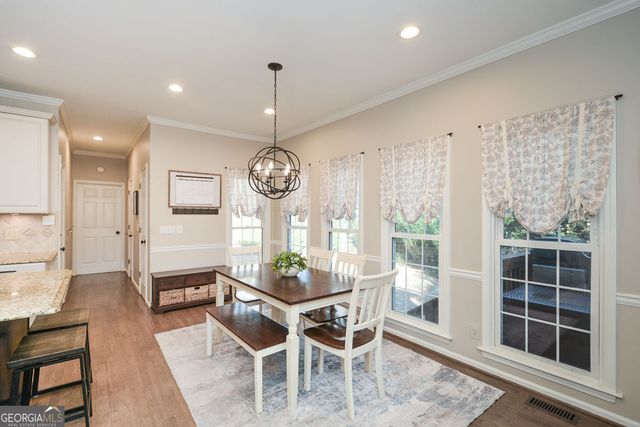 1409 Meadowbrook Way, Woodstock, GA 30189