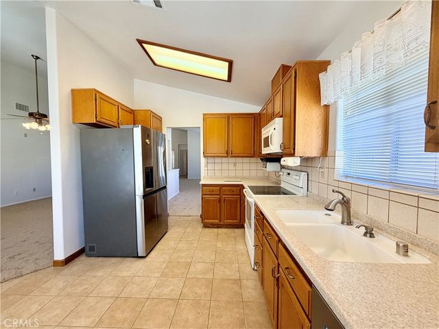 1874 Ash Tree Lane, Hemet, CA 92545