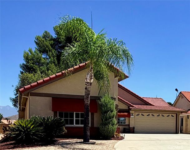 1874 Ash Tree Lane, Hemet, CA 92545