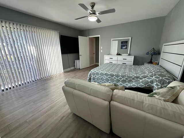 304 Miramar Lane C4, Palm Beach Gardens, FL 33410