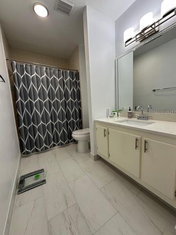 304 Miramar Lane C4, Palm Beach Gardens, FL 33410