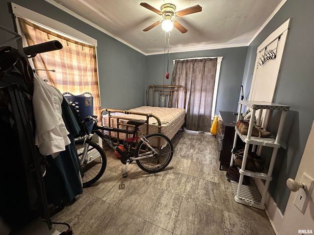 3521 SW ADAMS Street, Peoria, IL 61605