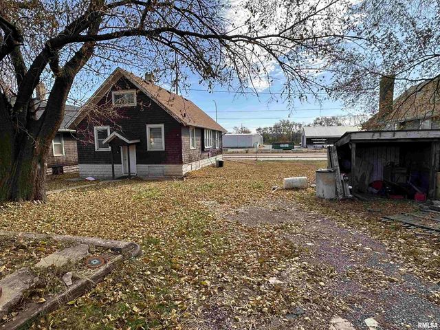 3521 SW ADAMS Street, Peoria, IL 61605