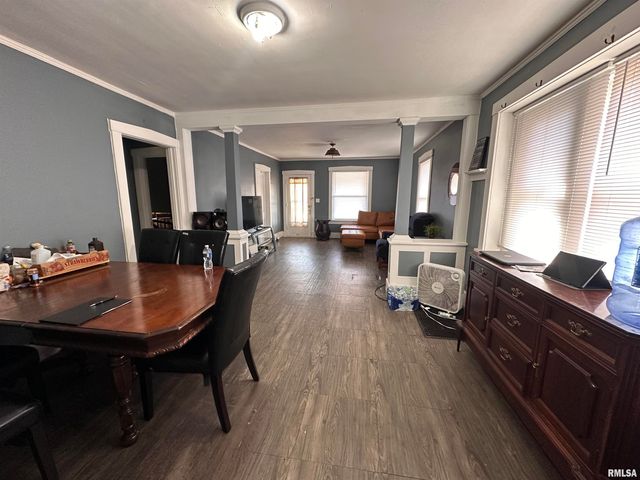 3521 SW ADAMS Street, Peoria, IL 61605