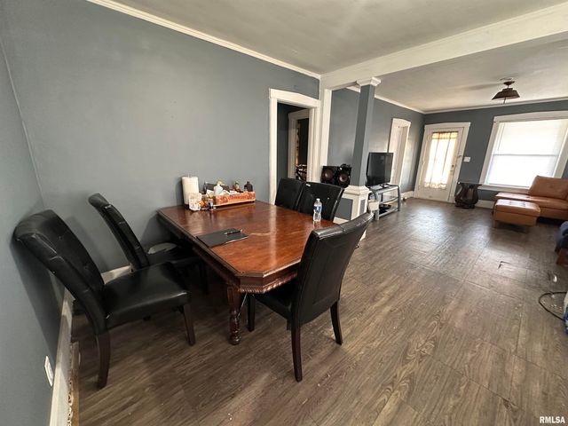 3521 SW ADAMS Street, Peoria, IL 61605