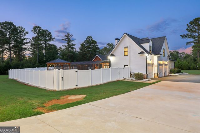 1970 Smith Road, Forsyth, GA 31029