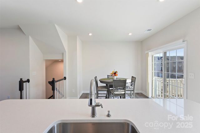 2016 Tupelo Grove Lane, Gastonia, NC 28054