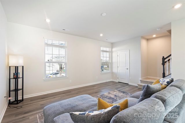 2016 Tupelo Grove Lane, Gastonia, NC 28054