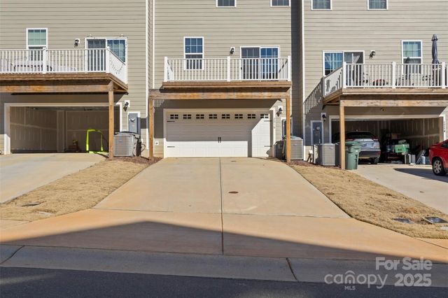 2016 Tupelo Grove Lane, Gastonia, NC 28054