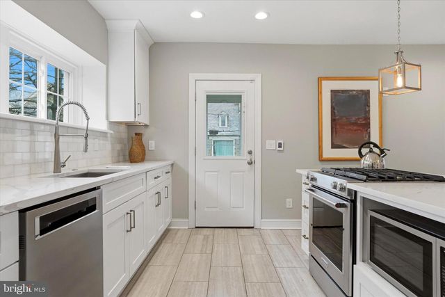 507 E MURDOCH RD, Philadelphia, PA 19119