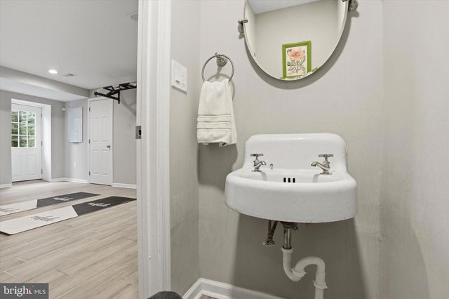 507 E MURDOCH RD, Philadelphia, PA 19119