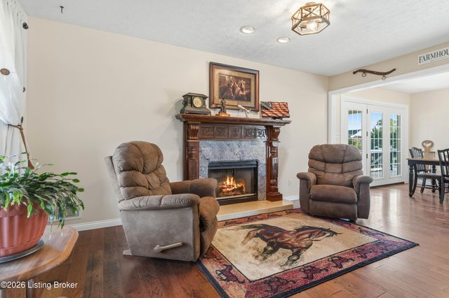 75 Sunset Farm Rd, Coxs Creek, KY 40013