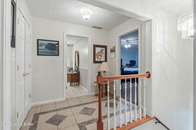 75 Sunset Farm Rd, Coxs Creek, KY 40013