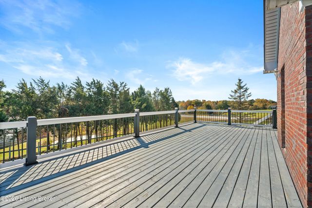 75 Sunset Farm Rd, Coxs Creek, KY 40013